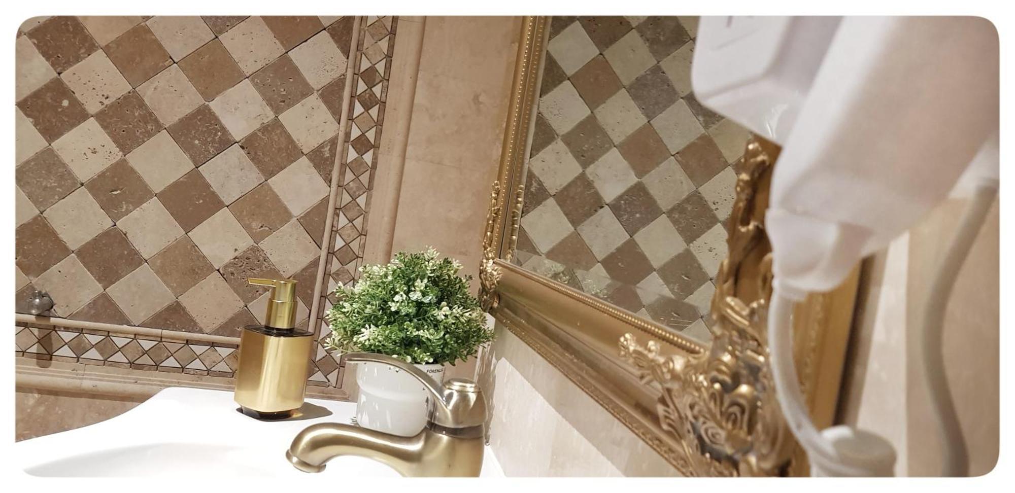 Elania Residence Targu Jiu Ngoại thất bức ảnh